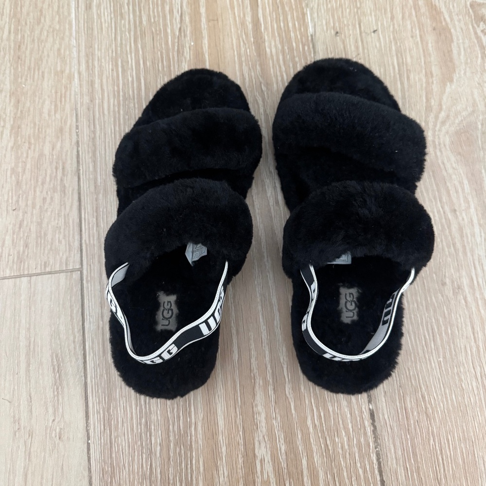 UGG Oh yeah Slides
